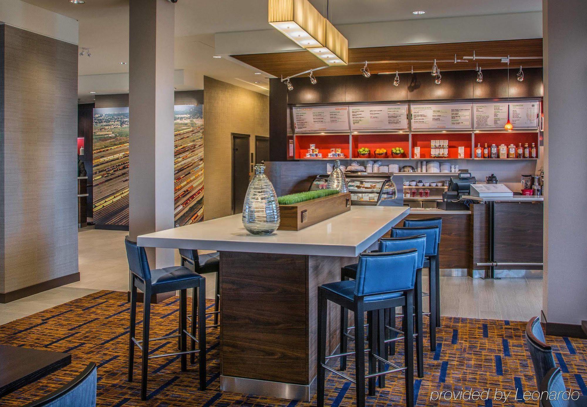 Courtyard By Marriott Winnipeg Airport Exteriér fotografie